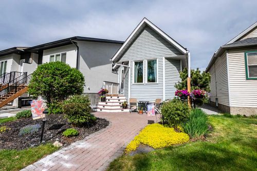 6432 18a Street Se, Calgary, AB, T2C0N3 | Card Image