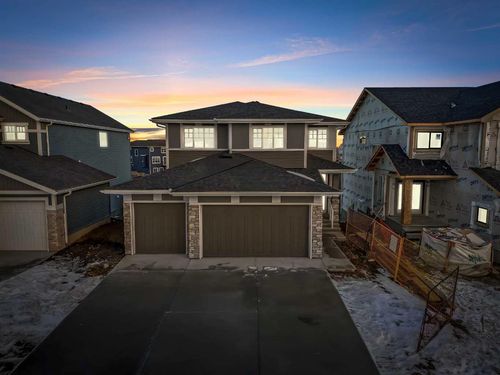 239 Chelsea Pk, Chestermere, AB, T1X2V3 | Card Image