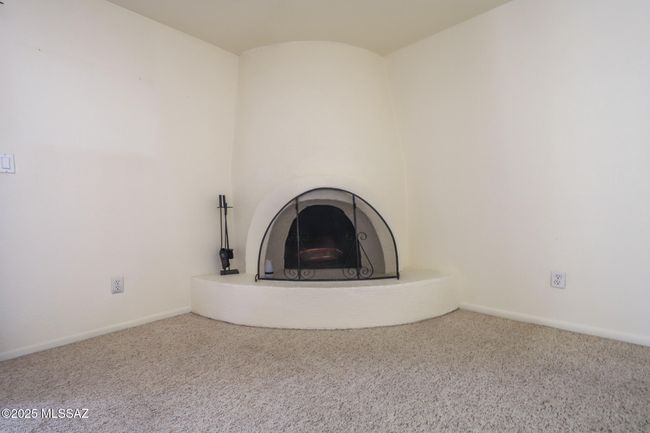 Beehive Fireplace | Image 16