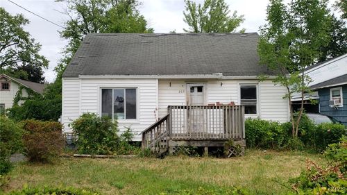 203 Brookline Rd, Syracuse, NY, 13208-1407 | Card Image