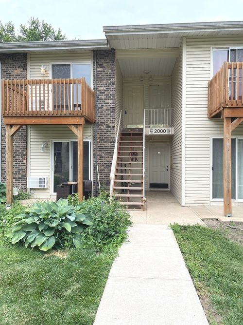apt-205-2000 Light Rd, Oswego, IL, 60543-9356 | Card Image
