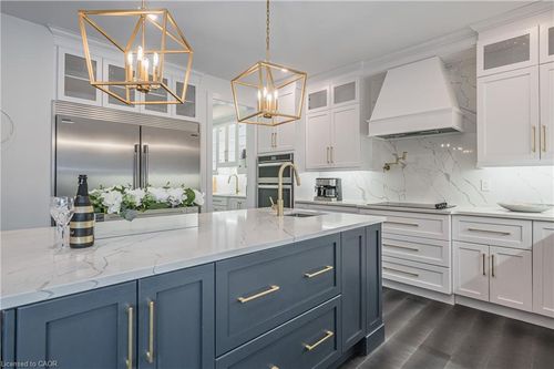 2 Avery Pl, Milverton, ON, N0K1M0 | Card Image