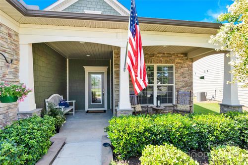 637 Birchway Dr, Fort Mill, SC, 29715-0160 | Card Image