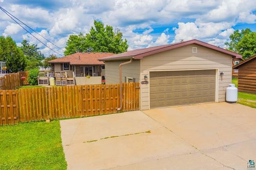 1228 S 20th St, Virginia, MN, 55792-0000 | Card Image
