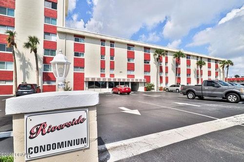 apt-789-2711 N Halifax Ave, DAYTONA BEACH, FL, 32118-3161 | Card Image