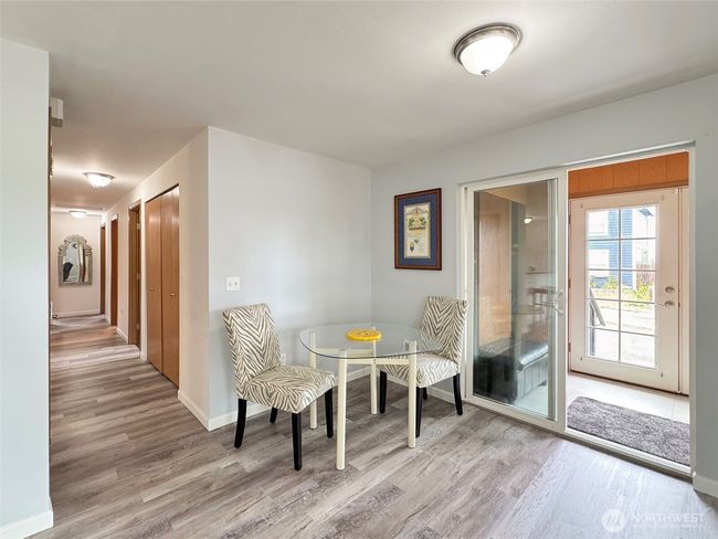 Sunroom side entrance | Image 11