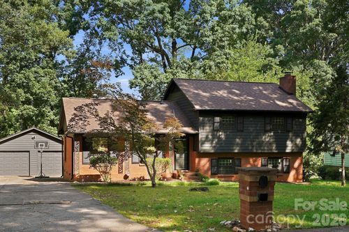 4515 Easthaven Dr, Charlotte, NC, 28212-4714 | Card Image