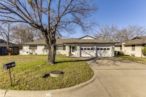 1201 Desiree Ln, Hurst, TX, 76053-4126 | Card Image