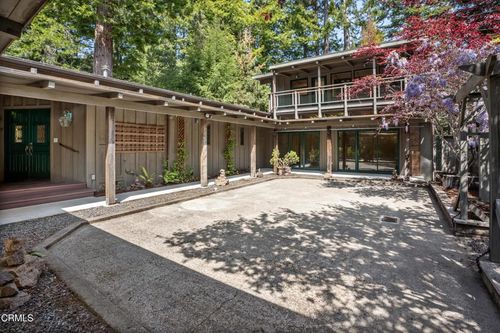 43755 Little Lake Rd, Mendocino, CA, 95460-9710 | Card Image