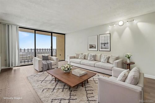 apt-13n-1020 15th St, Denver, CO, 80202-2306 | Card Image