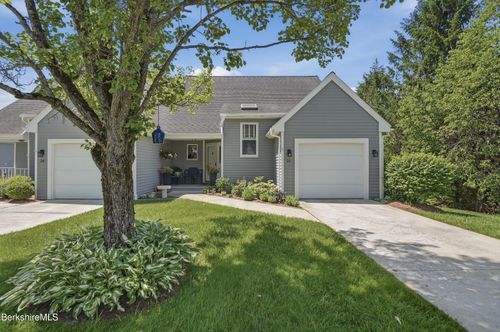 24 Walden Ln, Pittsfield, MA, 01201-1572 | Card Image
