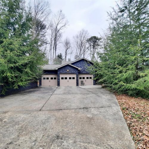 32 Bran Rick Ln, Arden, NC, 28704-9773 | Card Image