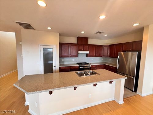 7541 Port Orchard Avenue, Las Vegas, NV, 89113 | Card Image