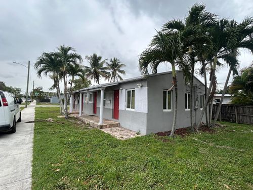 2-2214 N 25th Ave, Hollywood, FL, 33020-2047 | Card Image