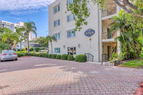 unit-103-301 S Gulfstream Ave, Sarasota, FL, 34236-6767 | Card Image