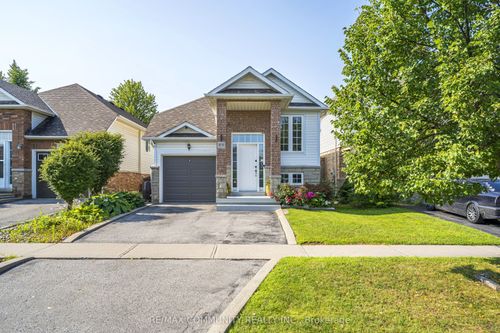 1606 Whitestone Dr, Oshawa, ON, L1K2R9 | Card Image