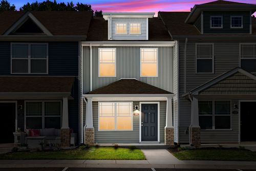 124 Davis Ridge Ln, Clarksville, TN, 37040-2071 | Card Image