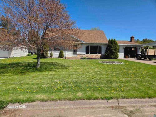 1308 11th Ave W, Ashland, WI, 54806-3710 | Card Image