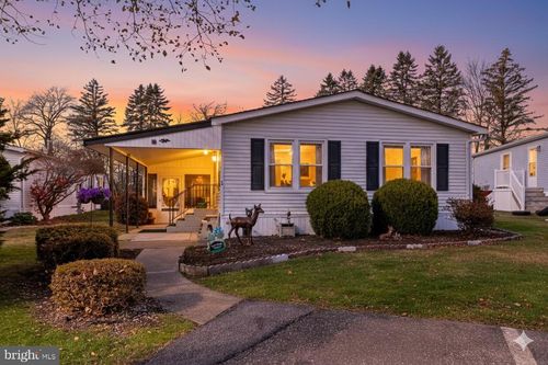 2 Hickory Hills Drive, BATH, PA, 18014 | Card Image