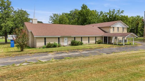2400 W 31st Ave, Pine Bluff, AR, 71603-5709 | Card Image