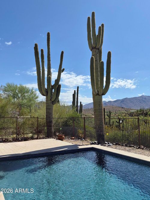 41455 N Ironwood Blf, Cave Creek, AZ, 85331-7733 | Card Image