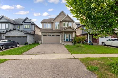 {{alt}} | Card Image