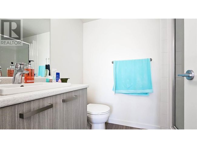 301 - 775 Academy Way, Condo with 3 bedrooms, 3 bathrooms and 1 parking in Kelowna BC | Image 22