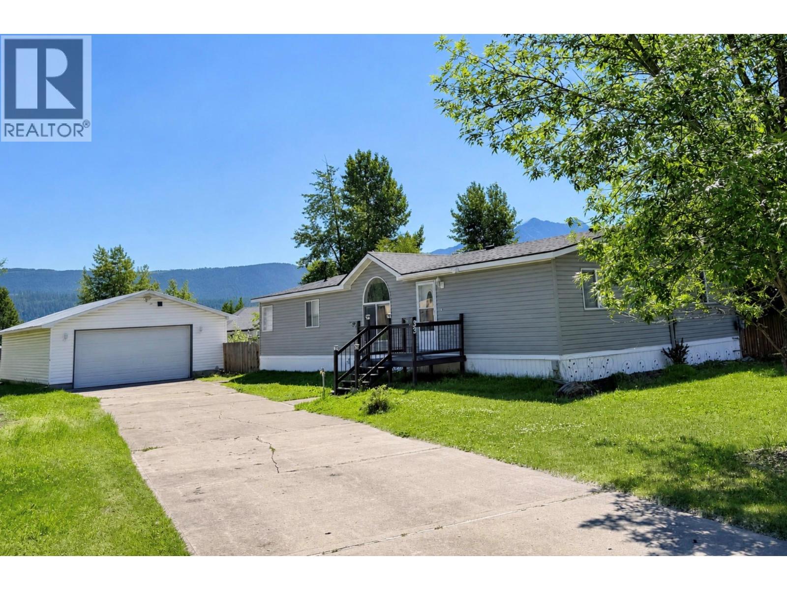 Residential in Elkford 3
