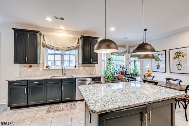 21 Dahlia Ct, House other with 4 bedrooms, 4 bathrooms and null parking in Piscataway NJ | Image 14