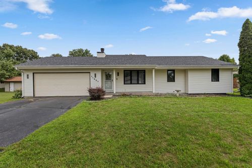 11321 Debussey Dr, Machesney Park, IL, 61115-1271 | Card Image