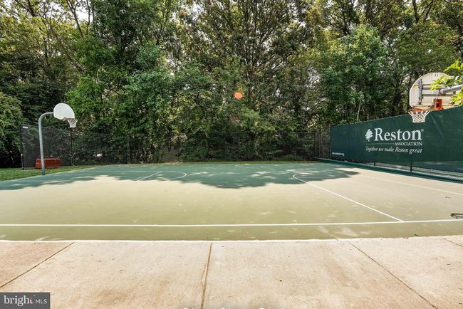 2151 Cabots Point Ln, Townhouse with 4 bedrooms, 3 bathrooms and null parking in RESTON VA | Image 61