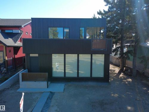 8815 142 St Nw, Edmonton, AB, T5R0M3 | Card Image