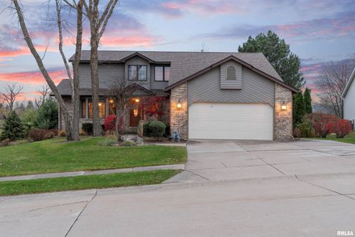 2859 Aspen Valley Drive, Bettendorf, IA, 52722 | Card Image