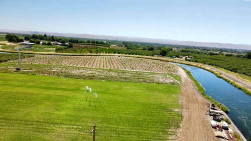 NKA Canal Rd, Zillah, WA, 98953 | Card Image