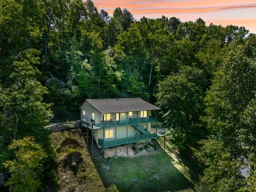 81 Trinity Dr, Murphy, NC, 28906-9177 | Card Image