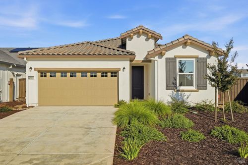 2100 Lark Way, Dixon, CA, 95620-3949 | Card Image