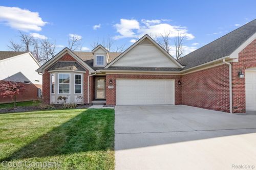 13-1938 Genoa Cir, Howell, MI, 48843-9254 | Card Image