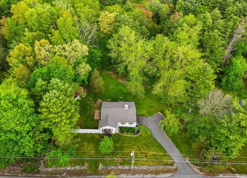 352 East Rd, Hampstead, NH, 03841-2374 | Card Image