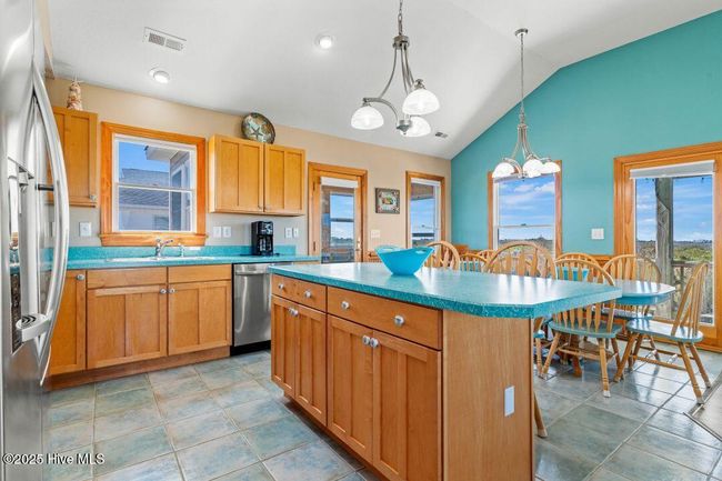 9706 S Old Oregon Inlet Rd, House other with 4 bedrooms, 5 bathrooms and null parking in Nags Head NC | Image 9
