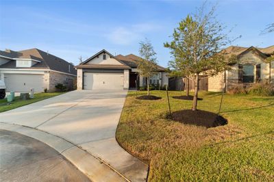 3011 Stonebriar Court, House other with 3 bedrooms, 2 bathrooms and null parking in Conroe TX | Image 2