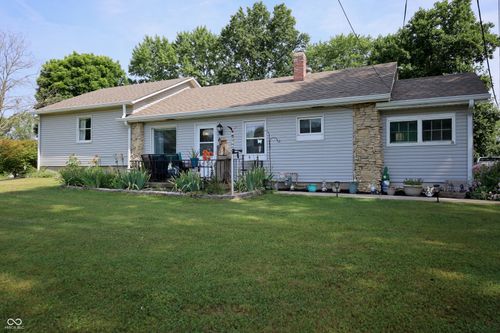 48 W Greencastle Rd, Mooresville, IN, 46158-7242 | Card Image