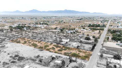 845 Hermosa Dr, Chaparral, NM, 88081-7524 | Card Image