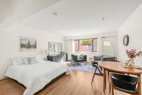 204-1940 Barclay St, Vancouver, BC, V6G1L3 | Card Image