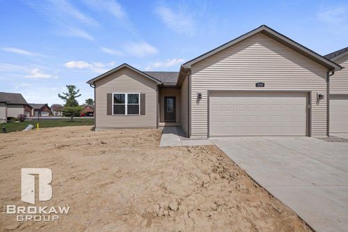 3369 Meadowridge Ct, Davison, MI, 48423-8451 | Card Image