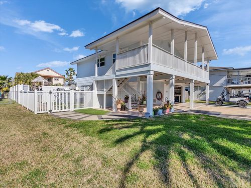 16614 Jamaica Inn Rd, Jamaica Beach, TX, 77554 | Card Image