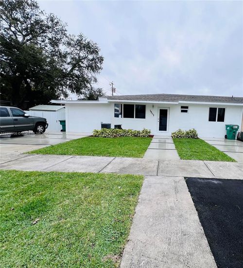 7501-934 Sw 75th Ave, Miami, FL, 33144-4414 | Card Image