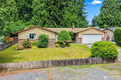 3029 123rd St Se, Everett, WA, 98208-6145 | Card Image