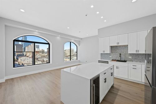 apt-1002-507 Sabine St, Austin, TX, 78701-4188 | Card Image