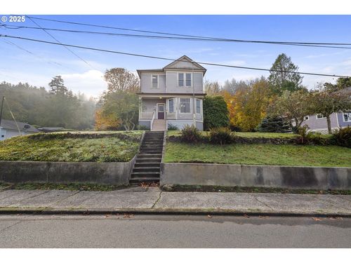 3393 Harrison Ave, Astoria, OR, 97103-2623 | Card Image