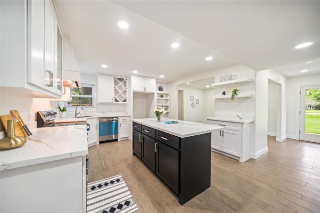 Hidden Pantry | Image 9